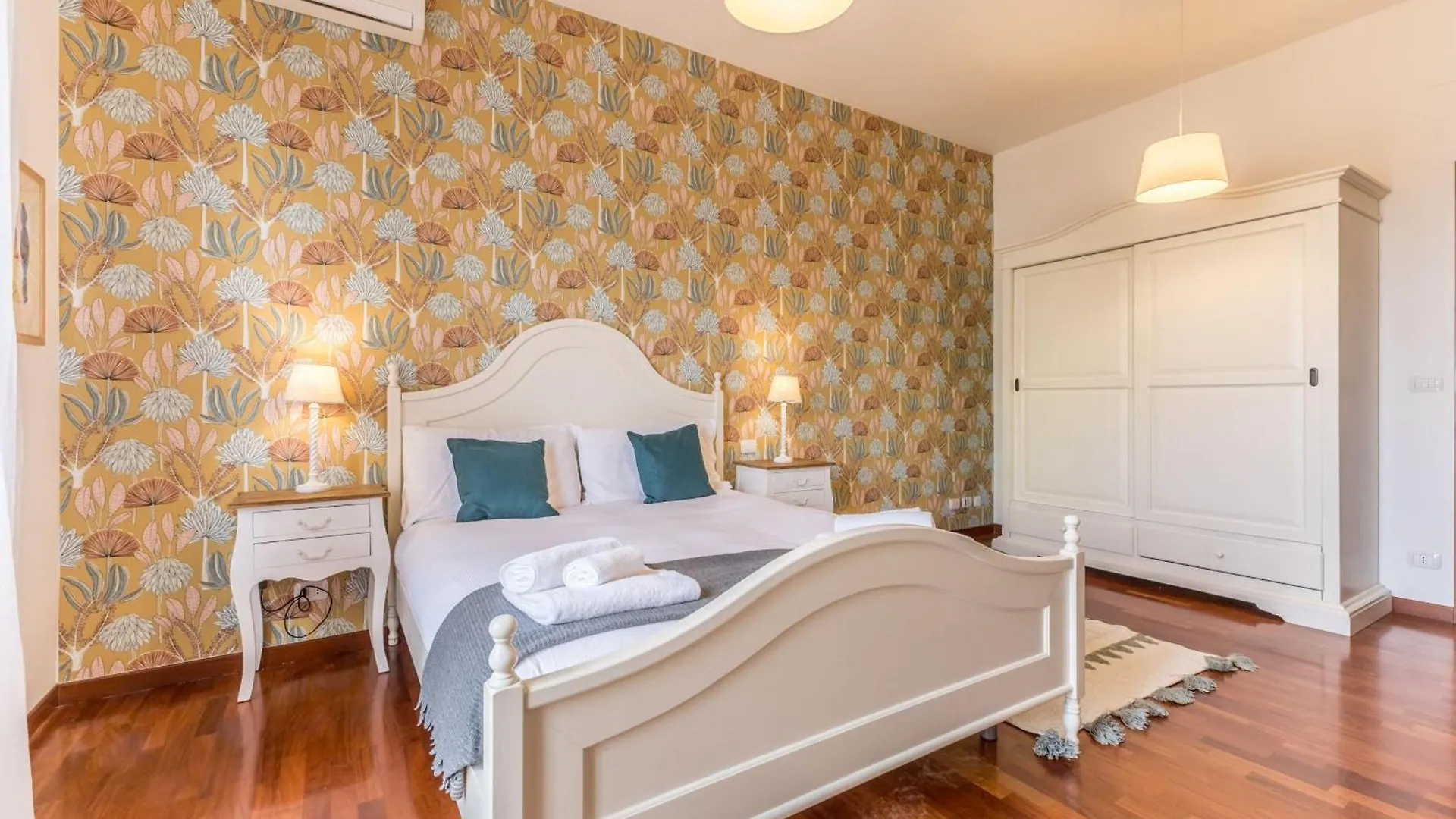 Casa Nina Ostiense - Roma Tre - By Ghor Apartment 0*, Rome Italy